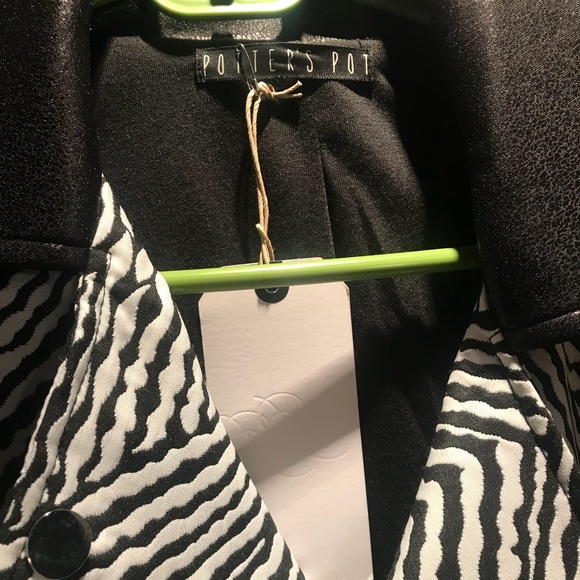 Black and white blazer jacket - Picture 3 of 4